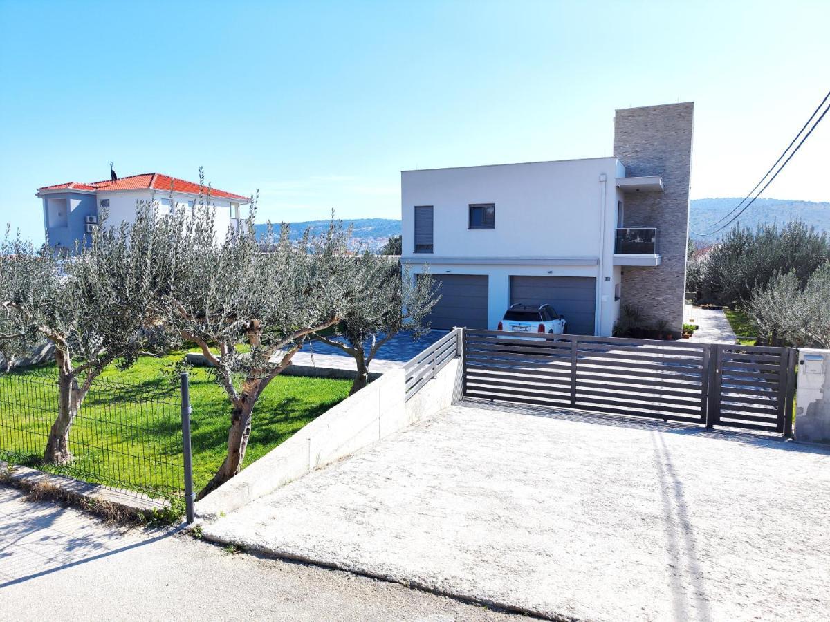 Apartamento Olives Garden Trogir Exterior foto